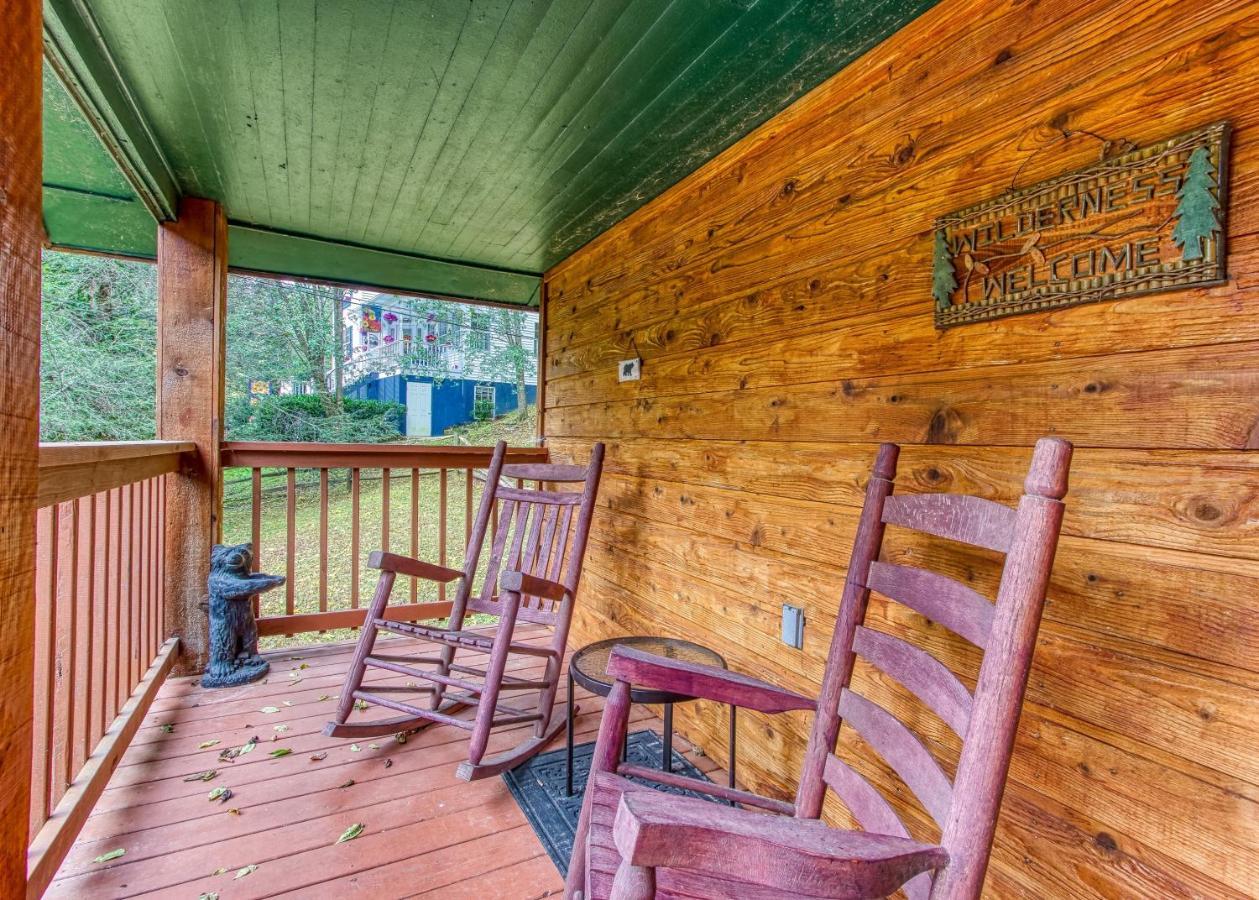 Cozy Creek Cabin Піджен-Фордж Екстер'єр фото
